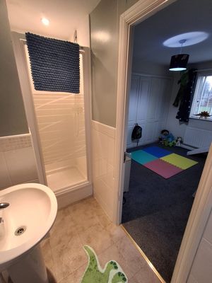 Photo 8- click for photo gallery